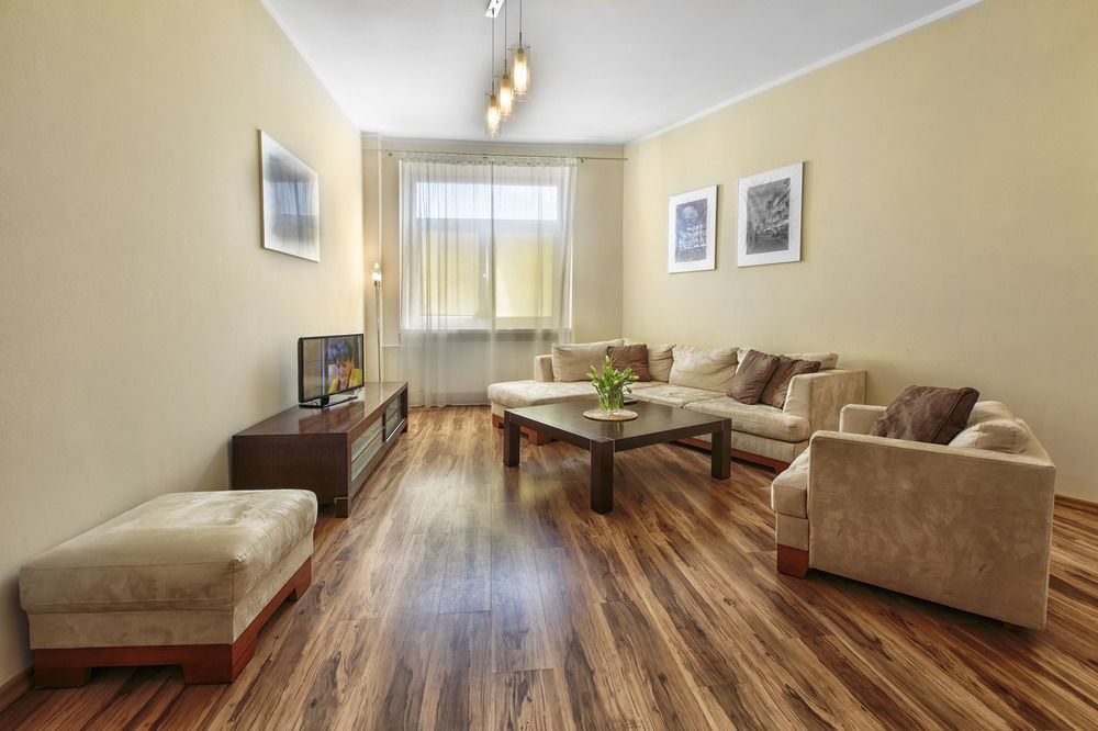 Appartement Adler Bed&Breakfast à Łódź Extérieur photo